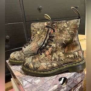 Dr. Martens x Tate Richard Dadd Boots